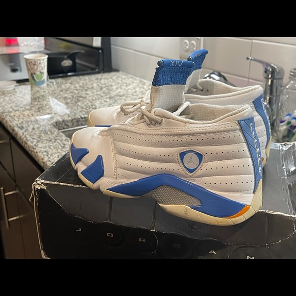 Retro 14s - Picture 3 of 3